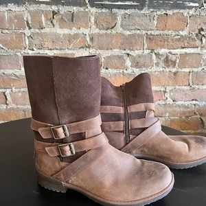 Ugg brown zip up boots